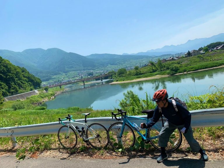 中野市と飯山市の境付近　千曲川に沿ってサイクリング