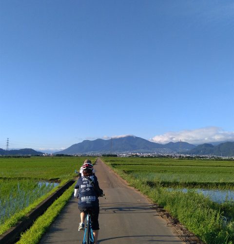 延徳田んぼと高社山