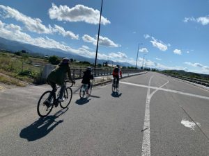 飯山からの帰り道　5月は新緑が綺麗だろうなー