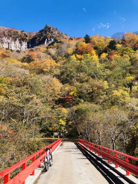 須坂米子大瀑布サイクリング　赤い橋