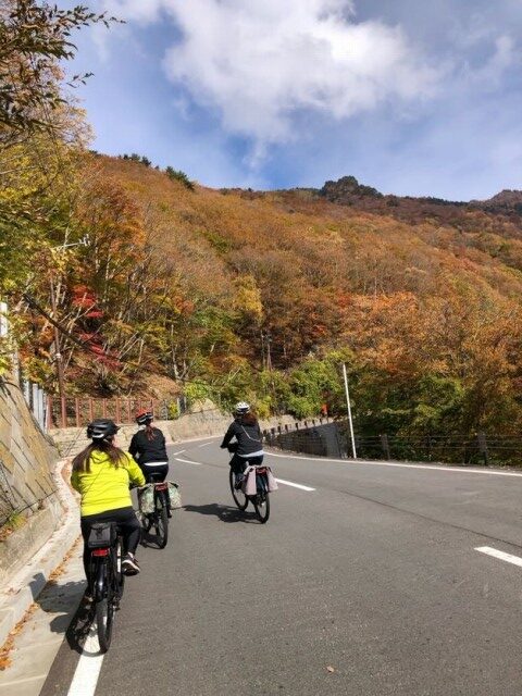 高山村紅葉めぐりイーバイクツアー