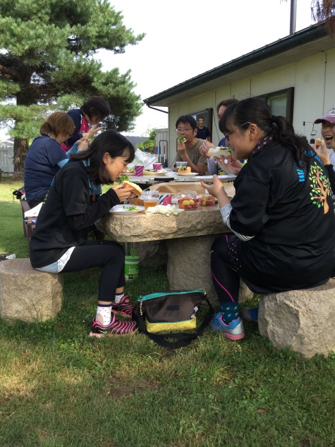 小布施の農家さんちで朝食ライド　朝食風景