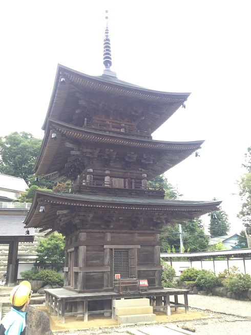 小川村　高山寺三重塔