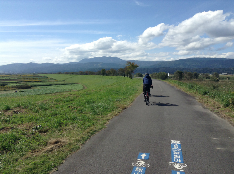 飯山巨木を巡るサイクリング　サイクリングロード