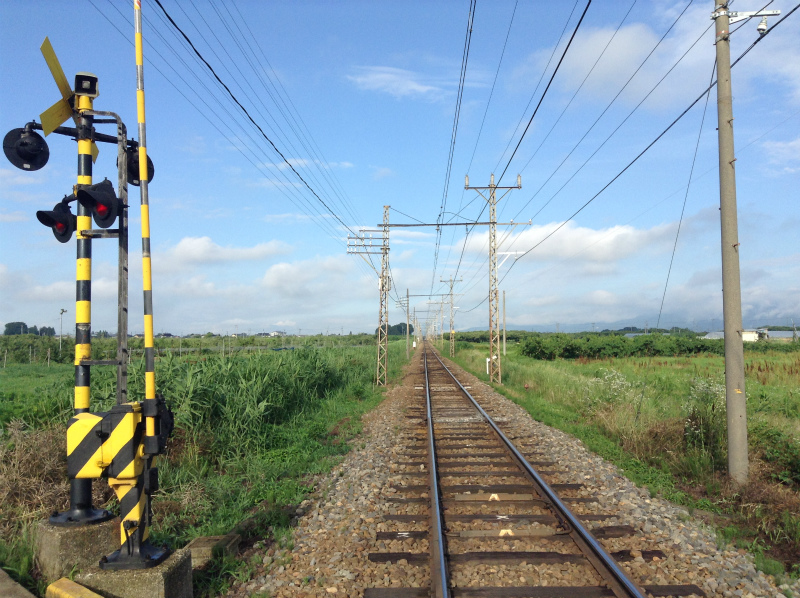 長野電鉄都住駅近くの踏切