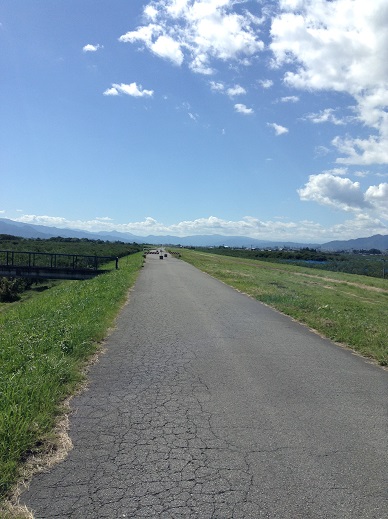 千曲川堤防豊野