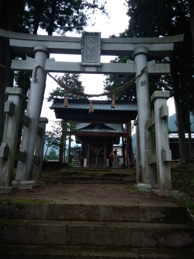 子安神社